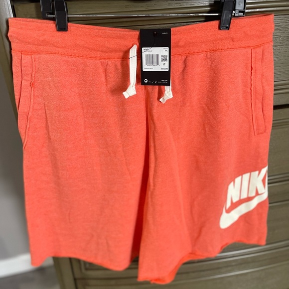Men’s Nike Shorts - Picture 4 of 4